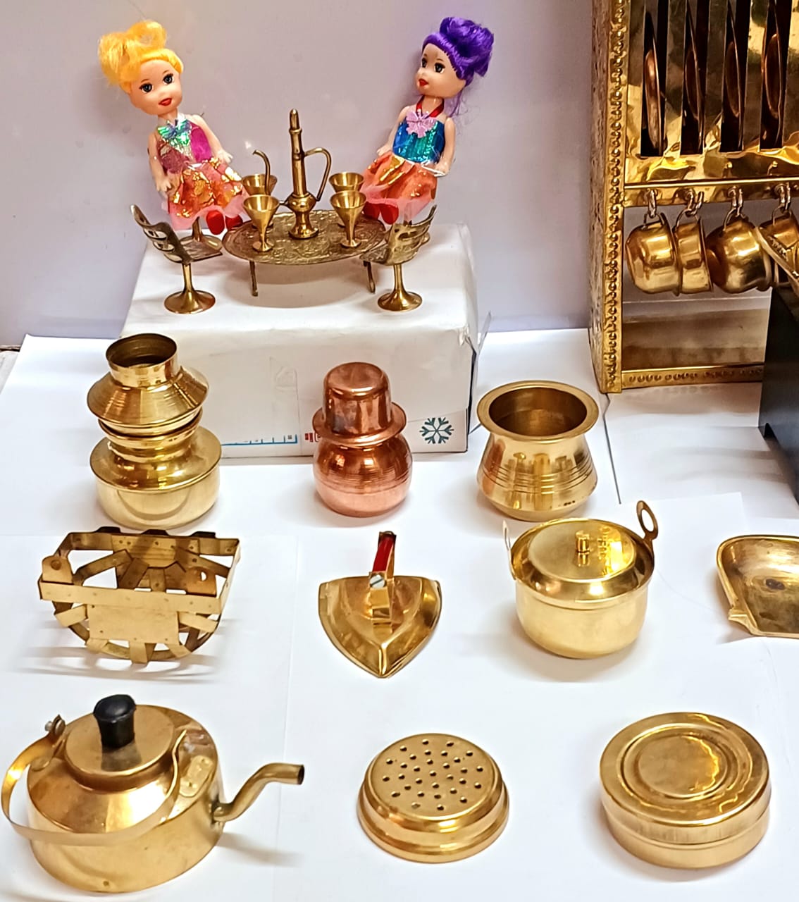 Brass Big: 100 piece Real Cooking Miniature Kitchen set