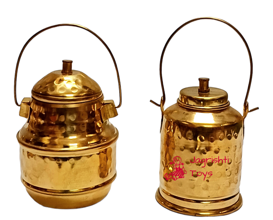 Brass Miniature set of oil can and milk can (Hammerred)