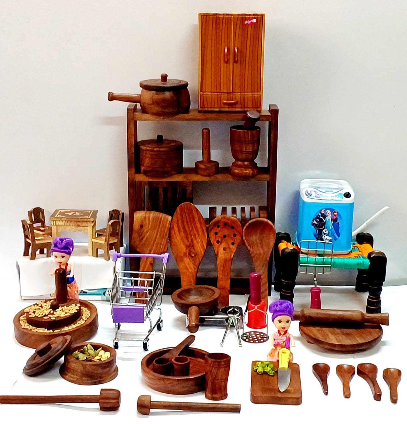 Wooden Kitchen Set Theta